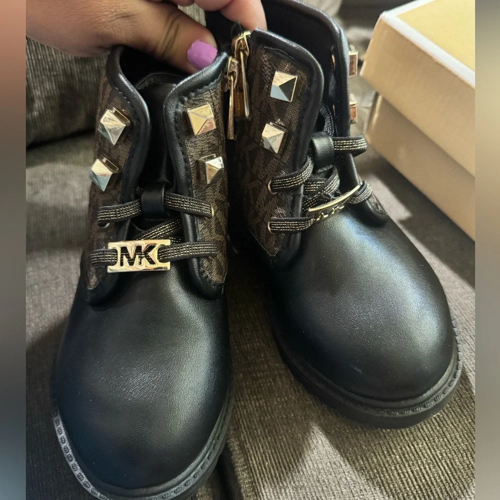 10C Toddler Girls - Michael Kors Madeline Haskell boots